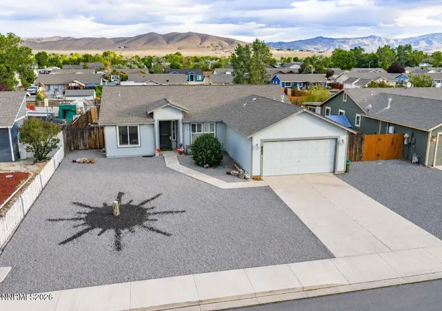 1st image of 652 Jennys Ln, Fernley, NV 89408 | MLS# 260007367