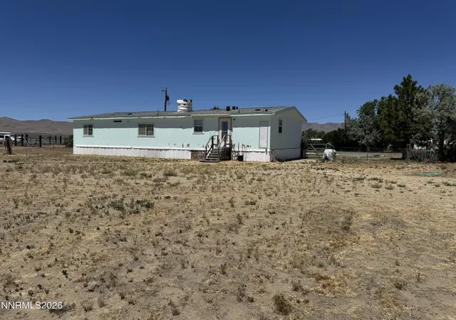 Photo 3 of Manufactured home for sale at 5320 Paradise Ranchos Dr, Winnemucca, NV 89445 | MLS# 260007997 | Listing updated on 2026-07-09