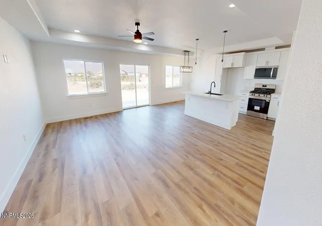 Photo 3 of Single family home for sale at 435 Emerald Ct, Battle Mountain, NV 89820 | MLS# 260007740 | Listing updated on 2026-08-14