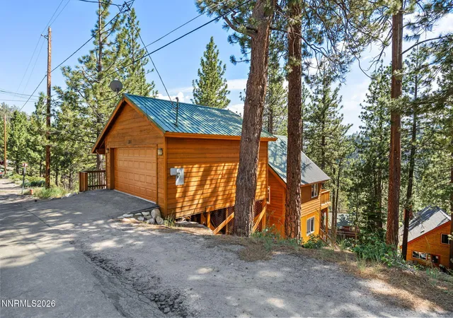 Photo 3 of Single family home for sale at 384 Maryanne Dr, Stateline, NV 89449 | MLS# 260007885 | Listing updated on 2026-09-12