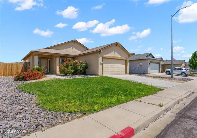 Homes for sale in Fernley, NV | 172 Walnut Dr, Fernley, NV 89408 | MLS# 260007984