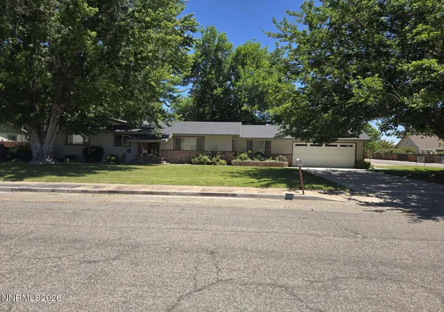 Homes for sale in Yerington, NV | 14 Willow Dr, Yerington, NV 89447 | MLS# 260008043