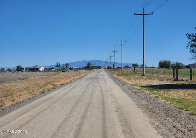 35th image of 4855 Weatherby Dr, Winnemucca, NV 89445 | MLS# 260008116