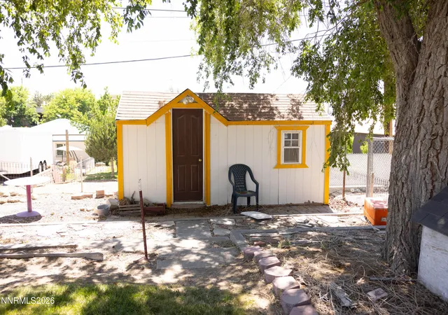 Homes for sale in Winnemucca, NV | 450 Mizpah St, Winnemucca, NV 89445 | MLS# 260008296