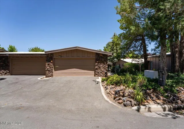 Photo 2 of Townhouse for sale at 176 Lake Glen Dr, Carson City, NV 89703 | MLS# 260008943 | Listing updated on 2026-09-01
