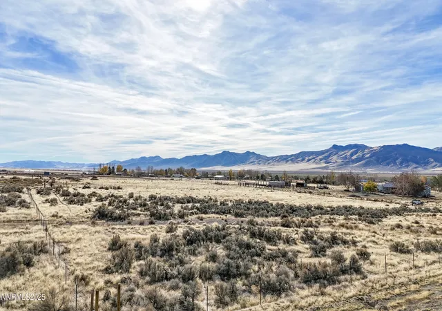 Homes for sale in Winnemucca, NV | 4530 Kathy St, Winnemucca, NV 89445 | MLS# 260008335