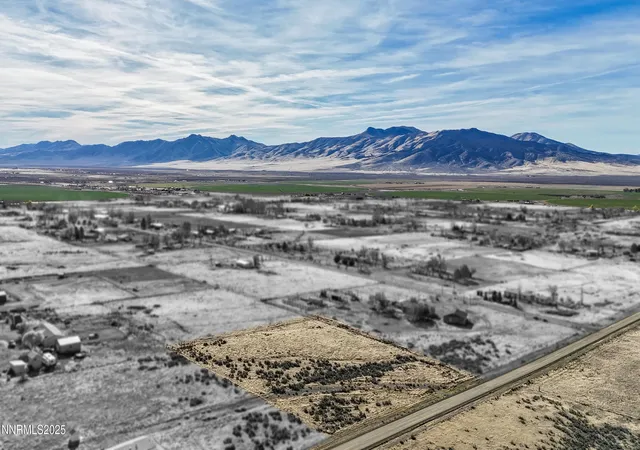 Homes for sale in Winnemucca, NV | 4530 Kathy St, Winnemucca, NV 89445 | MLS# 260008335