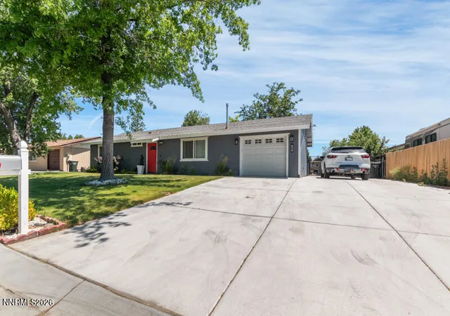 3rd image of 1289 Franklin Ln, Gardnerville, NV 89460 | MLS# 260008426
