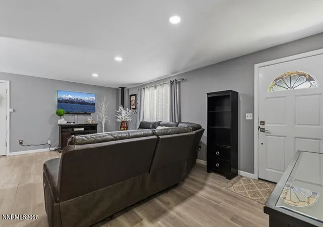 4th image of 1289 Franklin Ln, Gardnerville, NV 89460 | MLS# 260008426