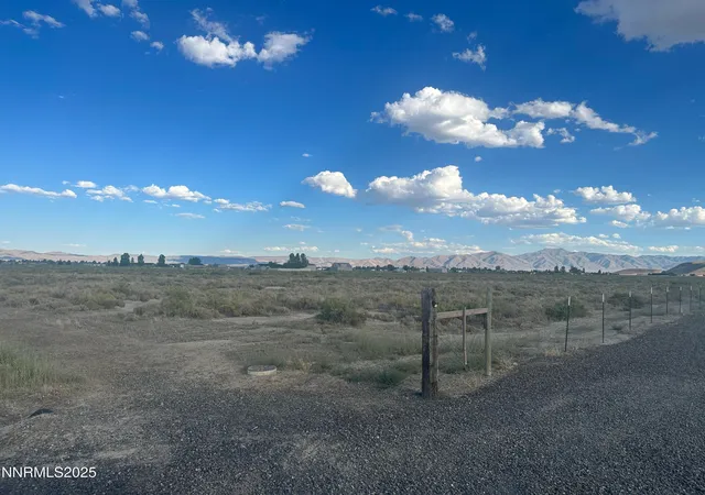 Photo 3 of House for sale at 655 Yellow Brick Rd, Battle Mountain, NV 89820 | MLS# 260010421 | Listing updated on 2026-08-13