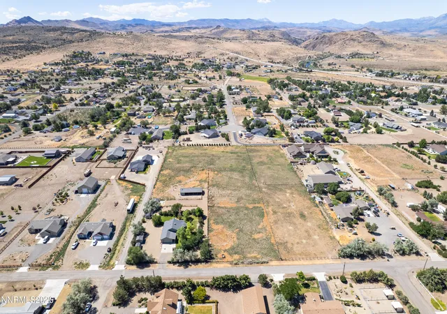 2nd image of 1913 Arabian Ln, Gardnerville, NV 89410 | MLS# 260008695