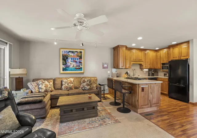 3rd image of 971 Fairway Blvd #UNIT 17, Incline Village, NV 89451 | MLS# 260008705