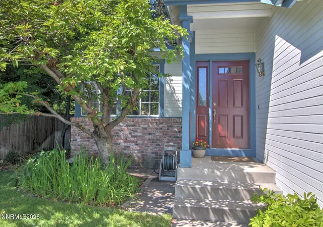 Photo 3 of Single family home for sale at 995 Leah Cir, Reno, NV 89511 | MLS# 260009082 | Listing updated on 2026-09-20