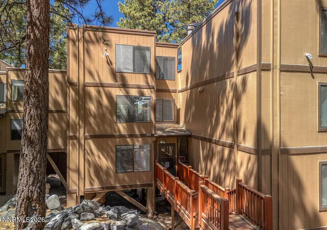 2nd image of 233 Clubhouse Cir, Stateline, NV 89449 | MLS# 260008956