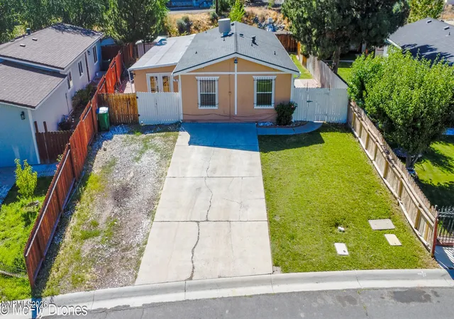 Photo 1 of Manufactured home for sale at 125 Sugar Hl Dr, Sun Valley, NV 89433 | MLS# 260009289 | Listing updated on 2026-08-28