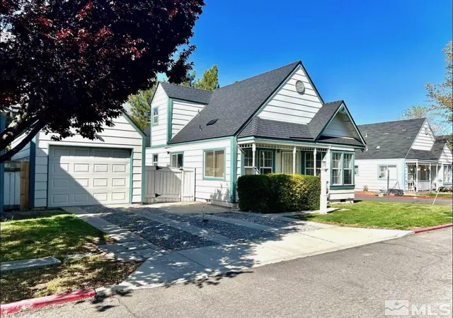 Photo 1 of Single family home for sale at 2602 Betsy Ct, Sparks, NV 89431 | MLS# 260009299 | Listing updated on 2026-08-17