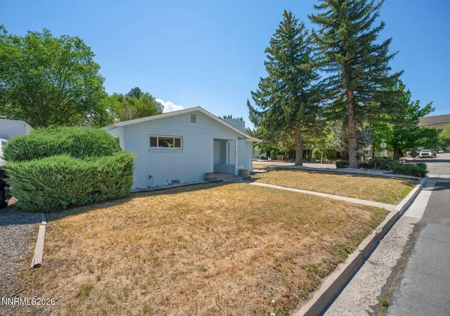 Photo 3 of Single family home for sale at 405 Mary St, Carson City, NV 89703 | MLS# 260009310 | Listing updated on 2026-07-30