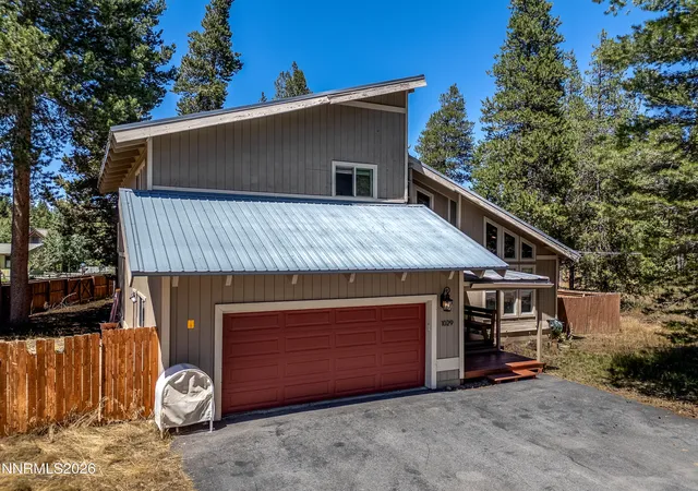 Photo 2 of Single family home for sale at 1029 Modoc Way, South Lake Tahoe, CA 96150 | MLS# 260009727 | Listing updated on 2026-08-30