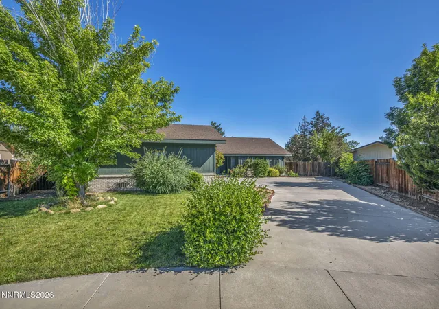Photo 2 of Single family home for sale at 620 Renee Ct, Gardnerville, NV 89460 | MLS# 260009532 | Listing updated on 2026-09-14
