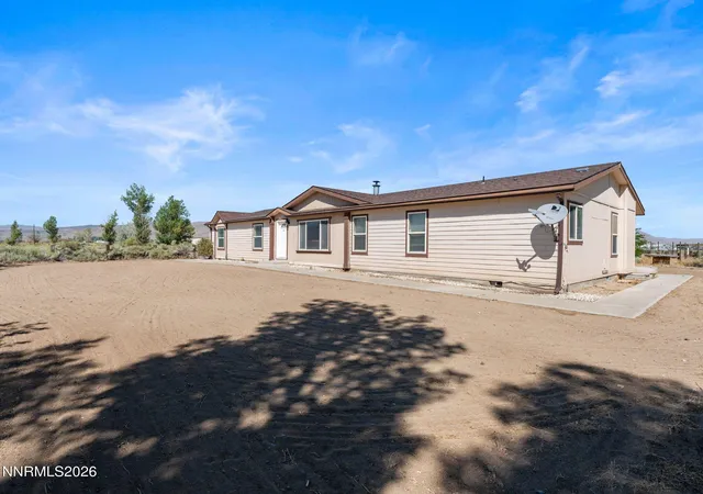 Photo 3 of Manufactured home for sale at 4900 Range Land Rd, Reno, NV 89510 | MLS# 260009671 | Listing updated on 2026-07-28