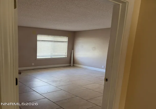 Listing Photo 5 - Condo for sale in building located at 1535 Delucchi Ln, Reno, NV 89502 - Unit # 41
