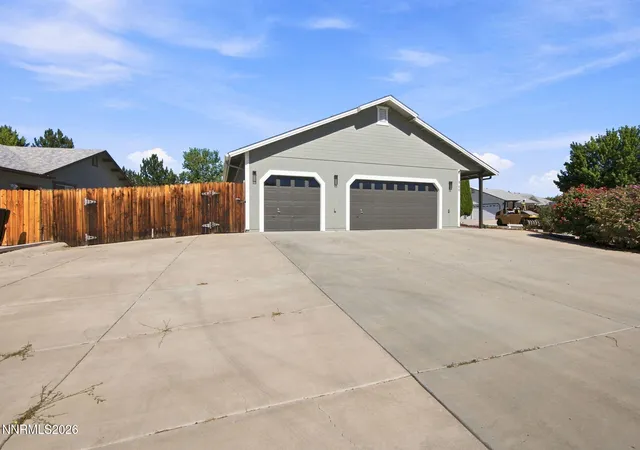 Photo 2 of Single family home for sale at 969 Red Falcon Way, Sparks, NV 89441 | MLS# 260009840 | Listing updated on 2026-08-29