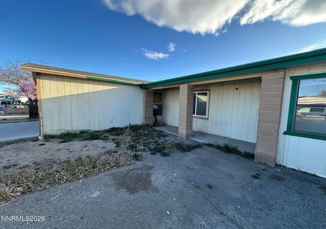 Photo 3 of Manufactured home for sale at 330 Parkland Way, Fernley, NV 89408 | MLS# 260009611 | Listing updated on 2026-09-24
