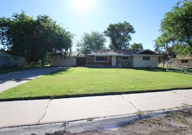 Photo 2 of Single family home for sale at 452 S California St, Yerington, NV 89447 | MLS# 260009667 | Listing updated on 2026-07-28