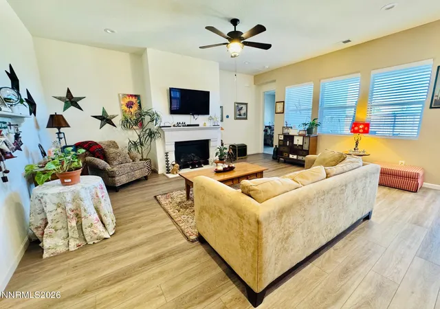 Listing Photo 5 - Condo for sale in building located at 7347 Rustic Sky Dr, Sparks, NV 89436