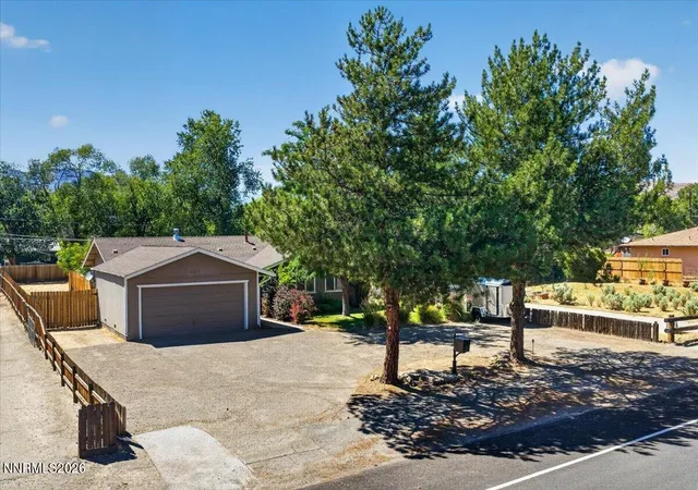 Photo 3 of Single family home for sale at 2360 Airport Rd, Carson City, NV 89706 | MLS# 260009903 | Listing updated on 2026-08-01