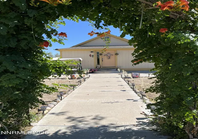 Photo 1 of Single family home for sale at 825 Babb Pl, Fallon, NV 89406 | MLS# 260009865 | Listing updated on 2026-09-16
