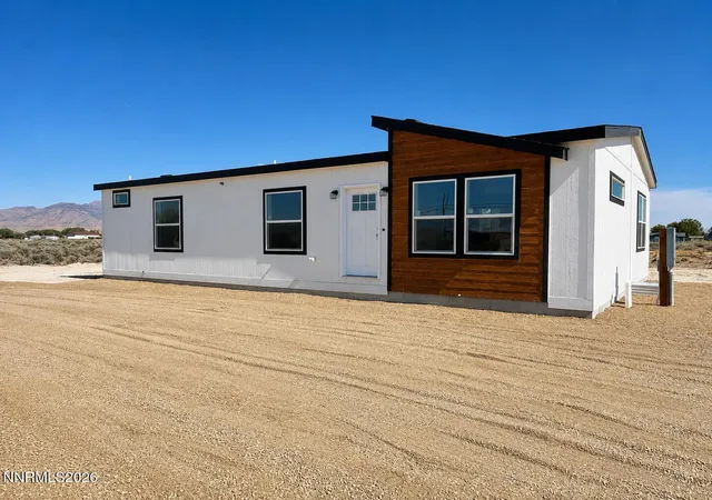 Photo 2 of Manufactured home for sale at 7160 Market St, Winnemucca, NV 89445 | MLS# 260009854 | Listing updated on 2026-07-31