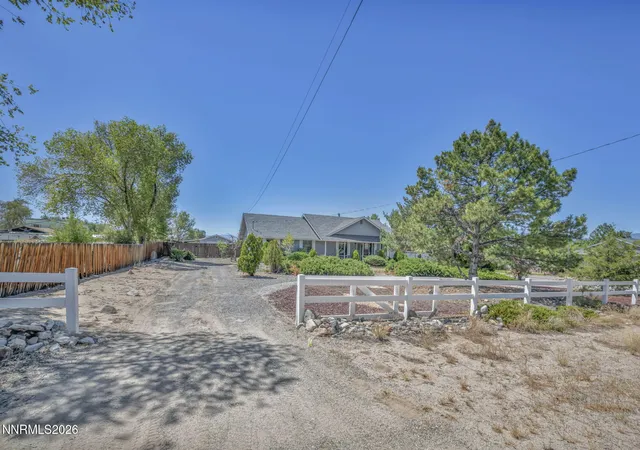Photo 2 of Single family home for sale at 1641 Johnson Ln, Minden, NV 89423 | MLS# 260010082 | Listing updated on 2026-08-30