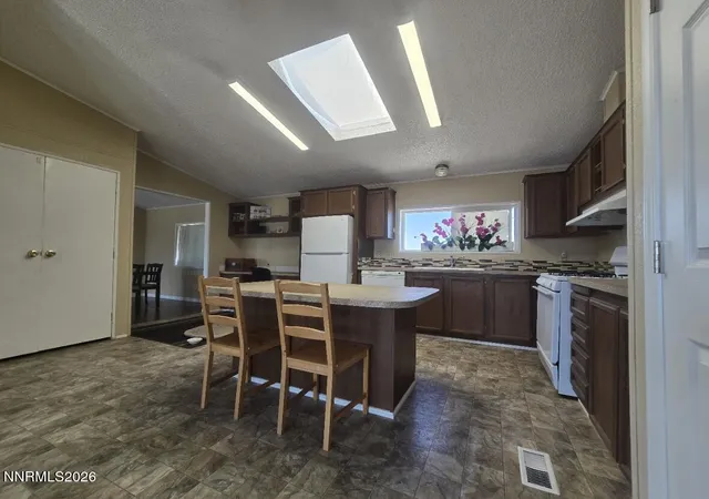 Photo 2 of Manufactured home for sale at 11625 Rye Patch Reservoir Rd, Lovelock, NV 89419 | MLS# 260010049 | Listing updated on 2026-10-05