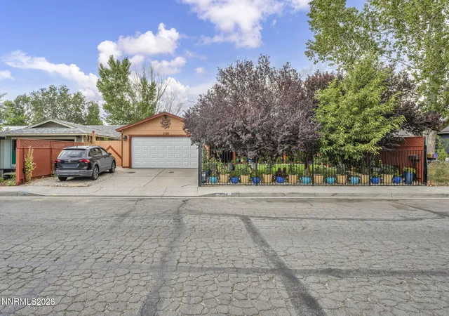 Photo 2 of Single family home for sale at 3128 Gordonia Dr, Carson City, NV 89701 | MLS# 260010052 | Listing updated on 2026-09-06