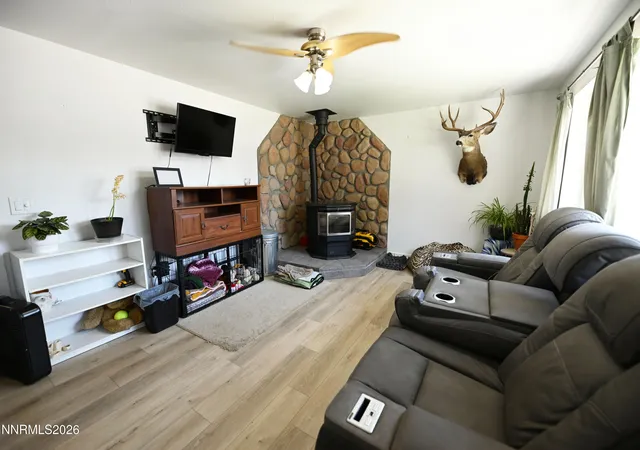 Photo 4 of Single family home for sale at 210 Willow Dr, Lovelock, NV 89419 | MLS# 260010117 | Listing updated on 2026-08-06
