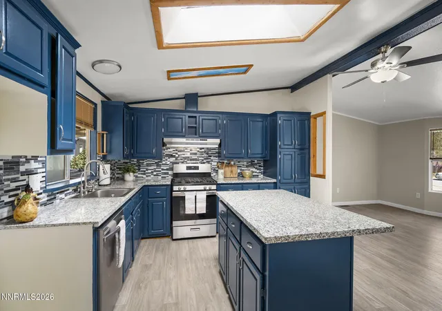 Photo 2 of Manufactured home for sale at 4075 Bobolink Cir, Reno, NV 89508 | MLS# 260010239 | Listing updated on 2026-10-08