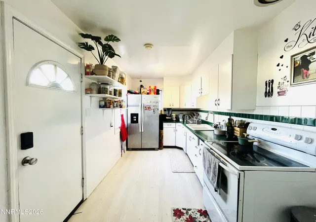 Photo 3 of Single family home for sale at 1000 Keystone Ave, Reno, NV 89503 | MLS# 260010263 | Listing updated on 2026-08-08