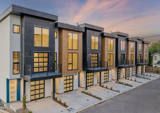 Townhouse for sale at 3826 Lakeside Dr, Reno, NV 89509 | MLS# 260010337