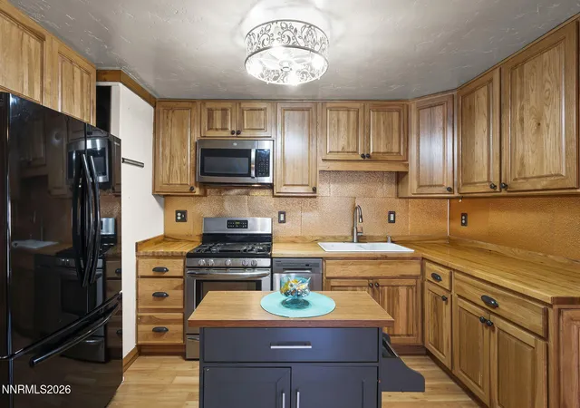 Photo 4 of Single family home for sale at 421 14th Street, Sparks, NV 89431 | MLS# 260010300 | Listing updated on 2026-10-07