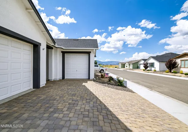 Photo 3 of Single family home for sale at 815 Boot Jack Dr, Gardnerville, NV 89410 | MLS# 260010583 | Listing updated on 2026-09-22