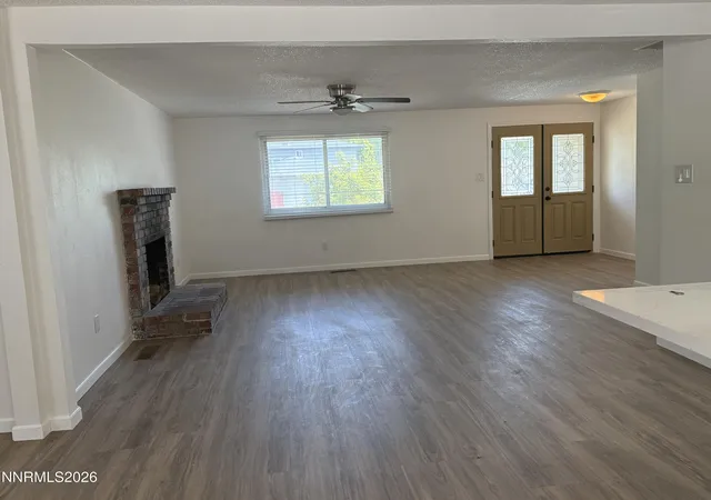 Photo 4 of Single family home for sale at 580 E Huffaker Ln, Reno, NV 89511 | MLS# 260010495 | Listing updated on 2026-09-28