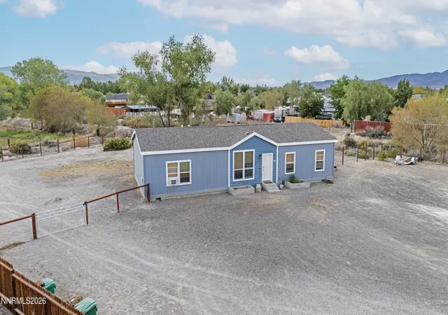 Photo 3 of Manufactured home for sale at 1150 Whipple Tree Ln, Fernley, NV 89408 | MLS# 260010696 | Listing updated on 2026-09-21