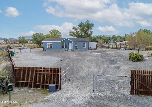Photo 3 of Manufactured home for sale at 1150 Whipple Tree Ln, Fernley, NV 89408 | MLS# 260010696 | Listing updated on 2026-09-21