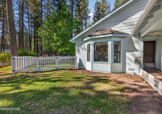 Photo 3 of Single family home for sale at 498 Red Cedar Ct, Chester, CA 96020 | MLS# 260010982 | Listing updated on 2026-08-28