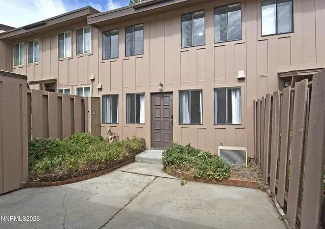 Photo 2 of Townhouse for sale at 121 Lake Glen Dr, Carson City, NV 89703 | MLS# 260011080 | Listing updated on 2026-08-31