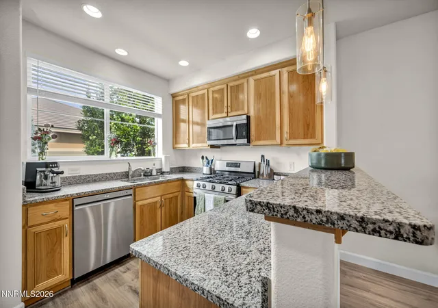 Listing Photo 5 - Condo for sale in building located at 4822 Bougainvillea Dr, Sparks, NV 89436
