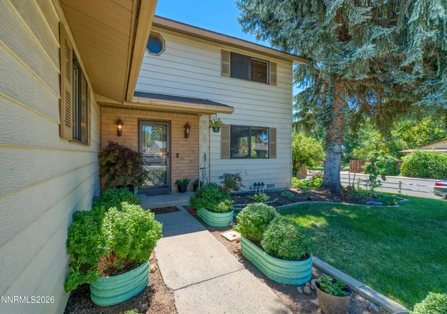 Photo 2 of Single family home for sale at 3164 Clan Alpine Dr, Sparks, NV 89434 | MLS# 260010818 | Listing updated on 2026-09-11