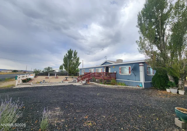 Photo 4 of Manufactured home for sale at 5225 Deodar St, Silver Springs, NV 89429 | MLS# 260010925 | Listing updated on 2026-09-24