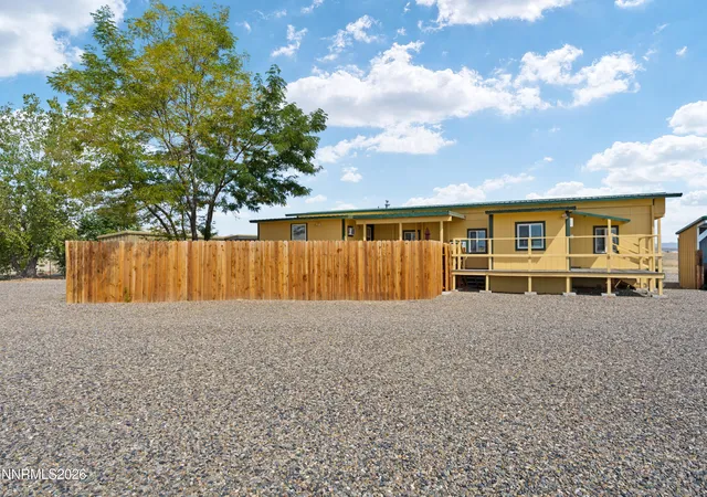 Photo 3 of Manufactured home for sale at 4555 Paradise Ranchos Dr, Winnemucca, NV 89445 | MLS# 260011048 | Listing updated on 2026-10-27